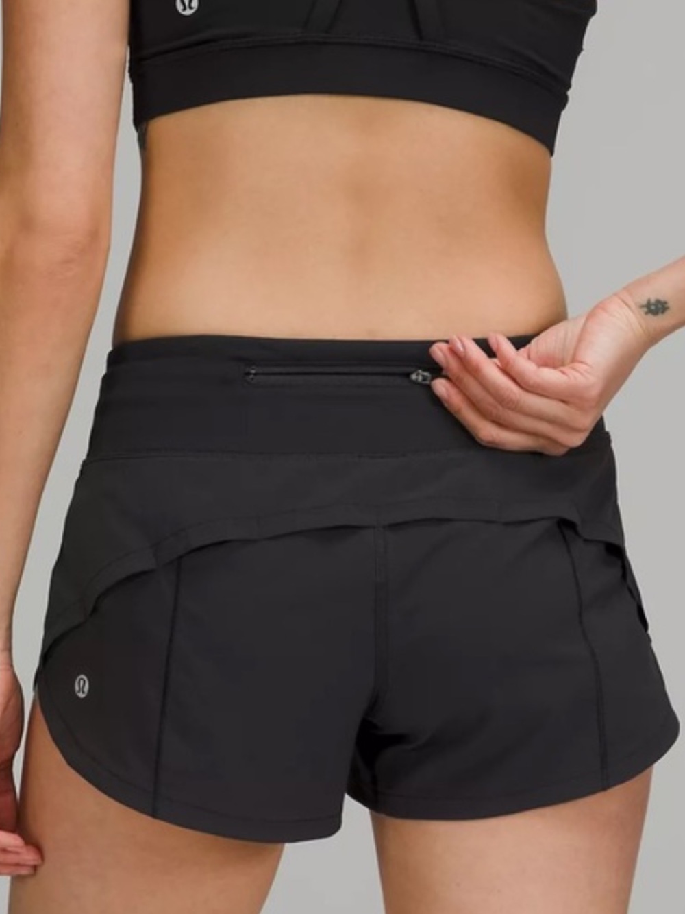 NWT Lululemon Speed Up Low-Rise Lined Short 2.5” Black Size 6